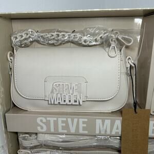 Steve Madden Womens Off White Crossbody Bag Set with Charm Key Chain NIB